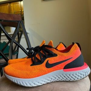 Nike epic react sz 9.5 men